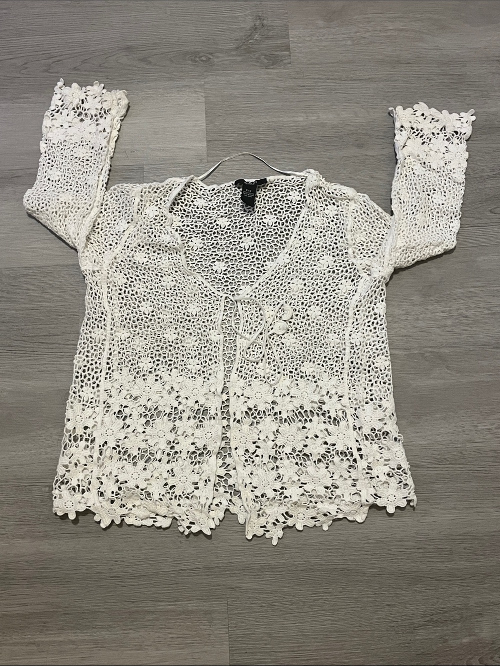 White Crochet Floral Knit Sleeve Top
